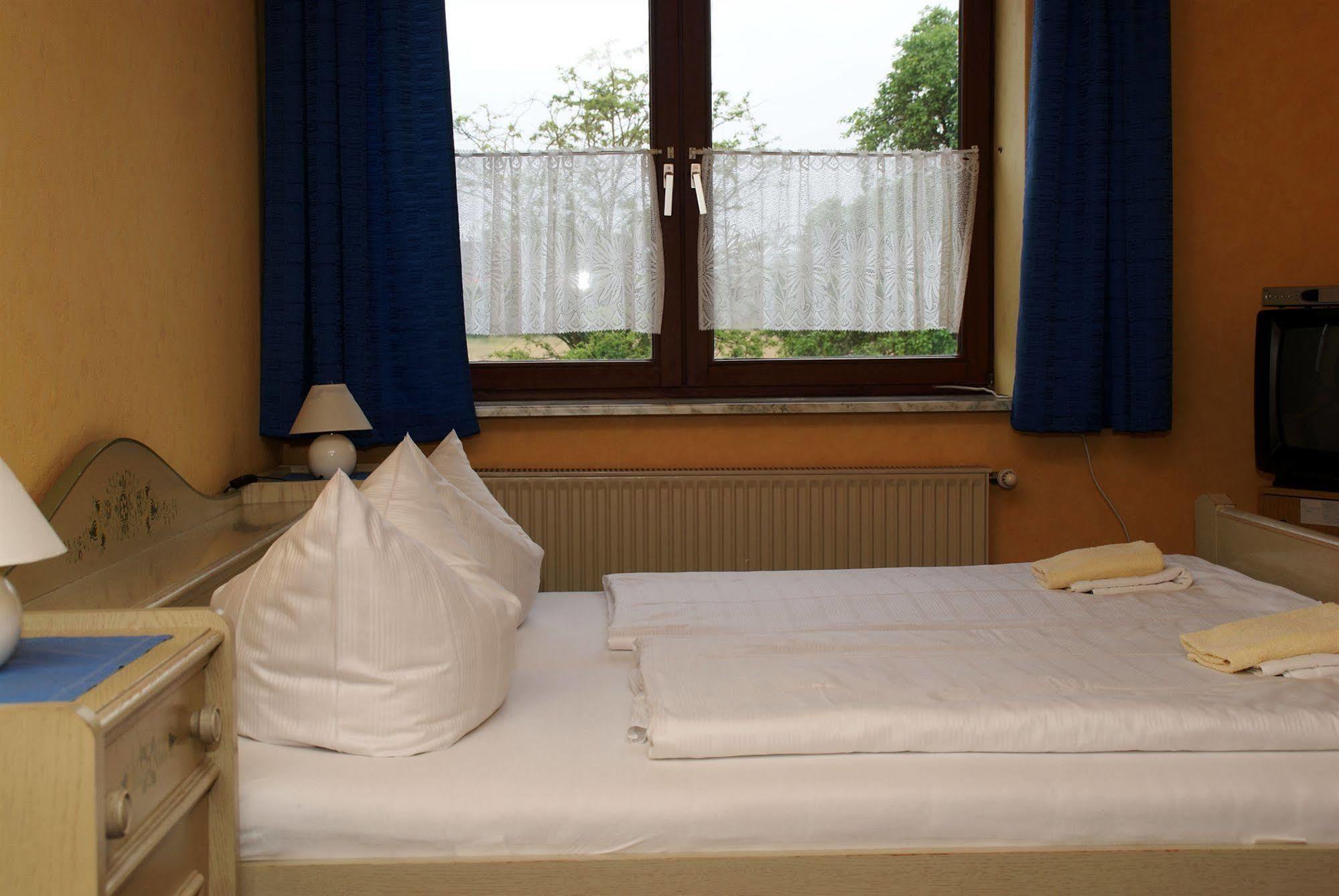 Landgasthof Guentersen Adelebsen Bagian luar foto